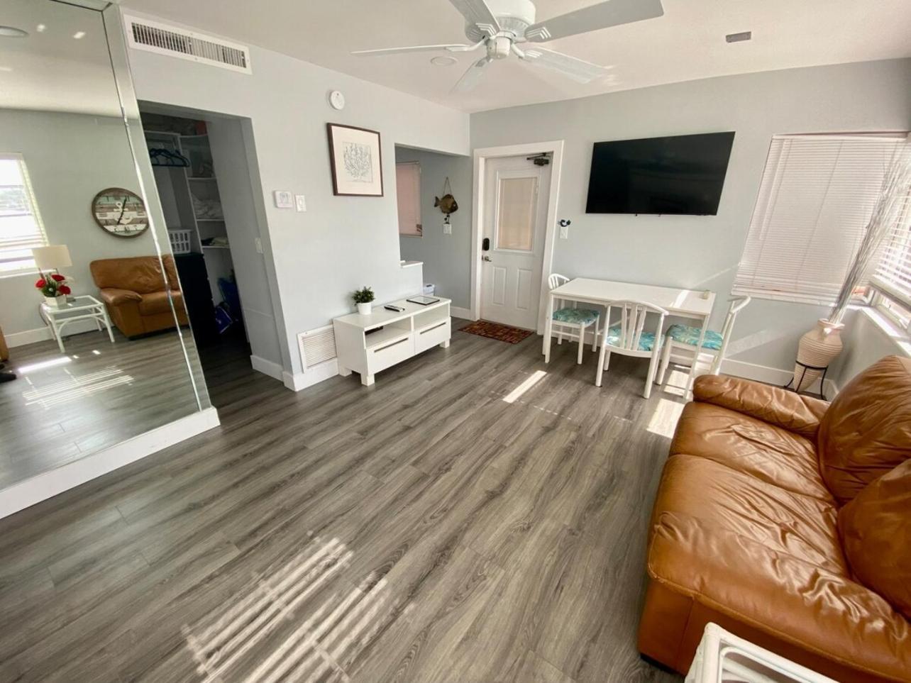 Studio Intracoastal Views! 5 Min Walk To The Beach Villa Pompano Beach Dış mekan fotoğraf